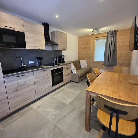De La Chataigneraie Apartment La Lechere